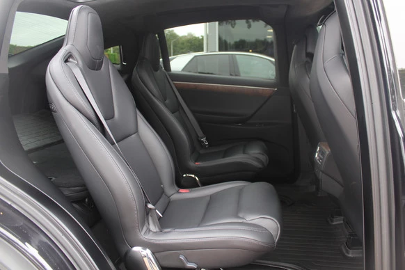 Tesla Model X - Afbeelding 14 van 30