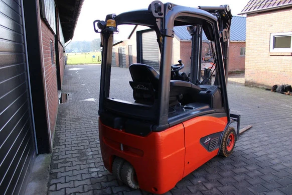 Linde  - Afbeelding 5 van 13