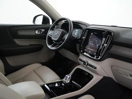 Volvo XC40 - Afbeelding 2 van 30