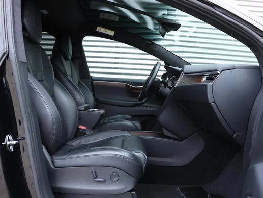 Tesla Model X - Afbeelding 9 van 24