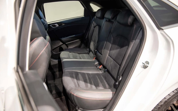 Kia Ceed - Afbeelding 10 van 30