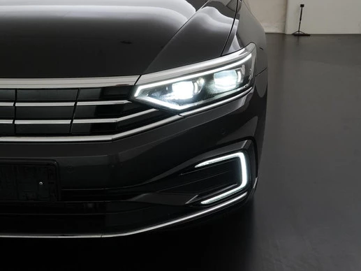 Volkswagen Passat - Afbeelding 23 van 30