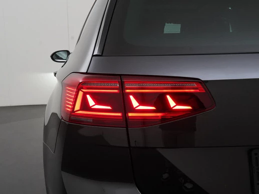 Volkswagen Passat - Afbeelding 27 van 30
