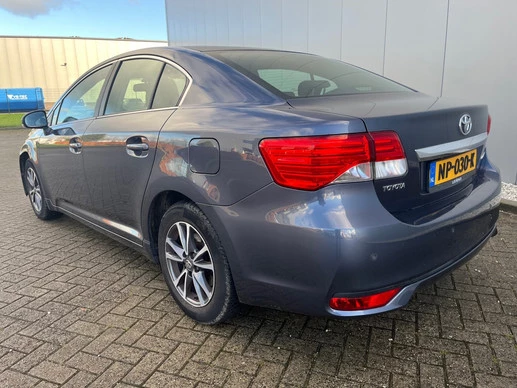 Toyota Avensis - Afbeelding 2 van 13