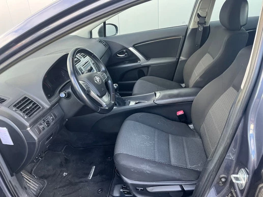 Toyota Avensis - Afbeelding 9 van 13