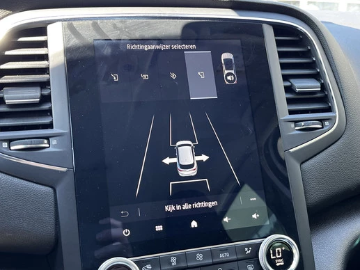 Renault Megane E-Tech - Afbeelding 25 van 30