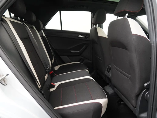 Volkswagen T-Roc - Afbeelding 29 van 30