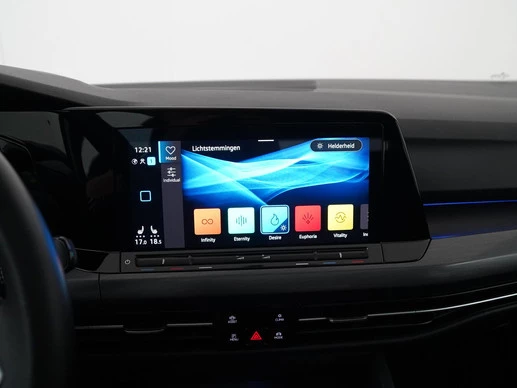Volkswagen Golf - Afbeelding 20 van 30