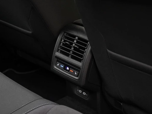 Volkswagen Golf - Afbeelding 29 van 30