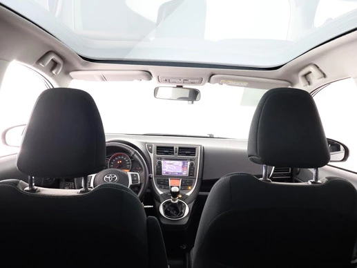 Toyota Verso-S - Afbeelding 28 van 30