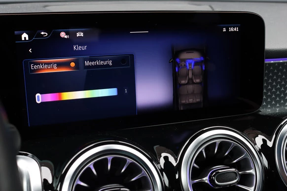 Mercedes-Benz EQB - Afbeelding 22 van 30