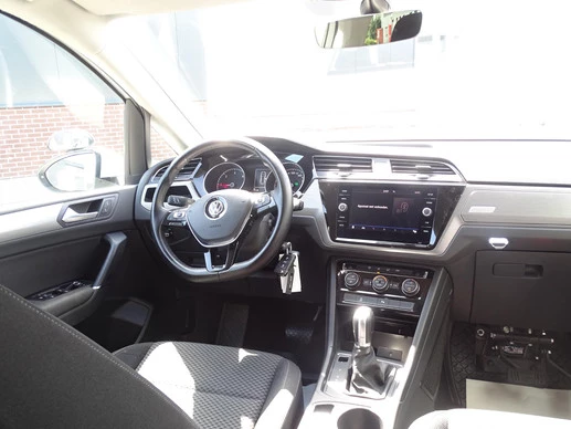 Volkswagen Touran - Afbeelding 2 van 22