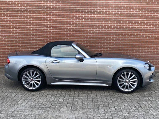 Fiat 124 Spider - Afbeelding 23 van 26