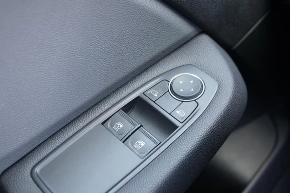 Renault Clio - Afbeelding 19 van 30