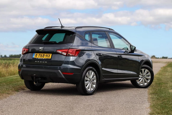 SEAT Arona - Afbeelding 2 van 30
