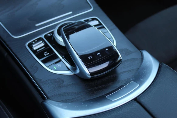Mercedes-Benz C-Klasse - Afbeelding 16 van 30