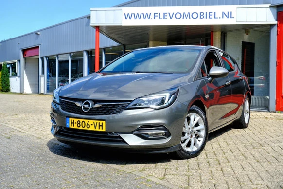 Opel Astra - Afbeelding 1 van 30