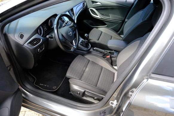 Opel Astra - Afbeelding 2 van 30
