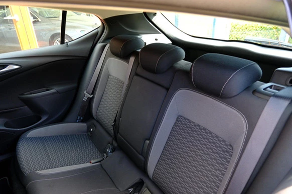 Opel Astra - Afbeelding 25 van 30