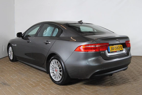Jaguar XE - Afbeelding 9 van 24