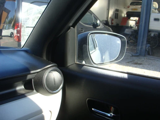 Suzuki Ignis - Afbeelding 23 van 29