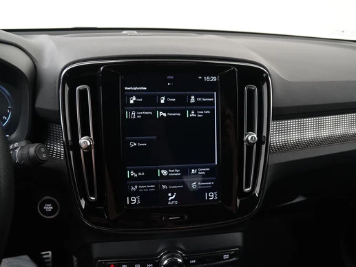 Volvo XC40 - Afbeelding 22 van 30