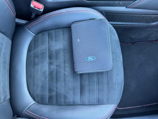 Ford Kuga - Afbeelding 21 van 30