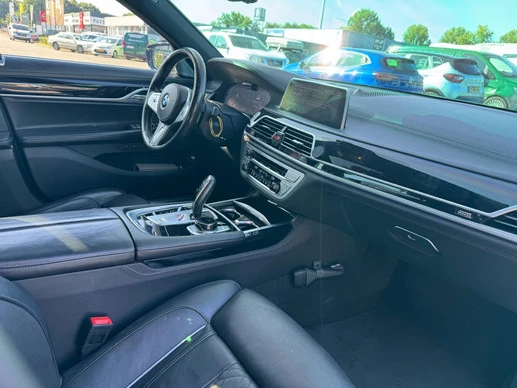 BMW 7 Serie - Afbeelding 5 van 30