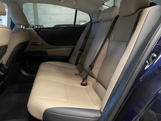 Lexus ES - Afbeelding 12 van 30
