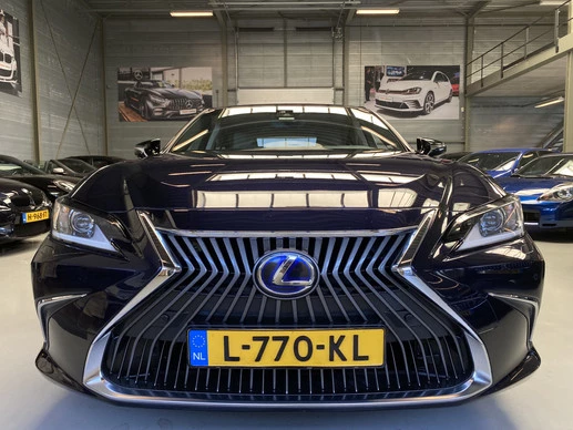 Lexus ES - Afbeelding 16 van 30