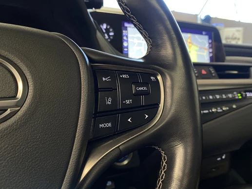 Lexus ES - Afbeelding 25 van 30