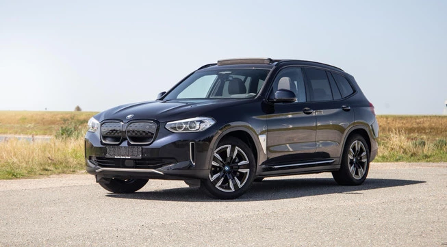 BMW iX3 - Afbeelding 1 van 30