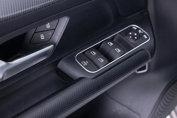 Mercedes-Benz B-Klasse - Afbeelding 8 van 30