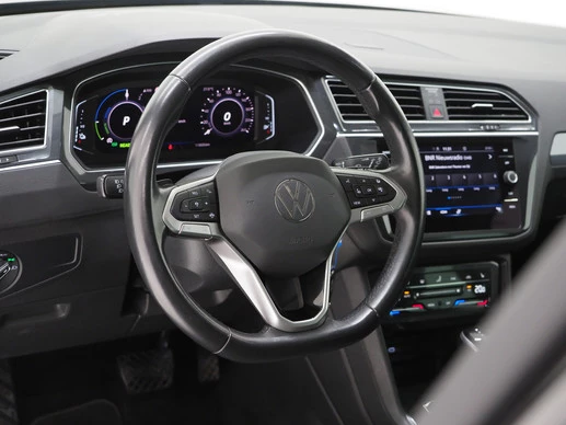 Volkswagen Tiguan - Afbeelding 15 van 30