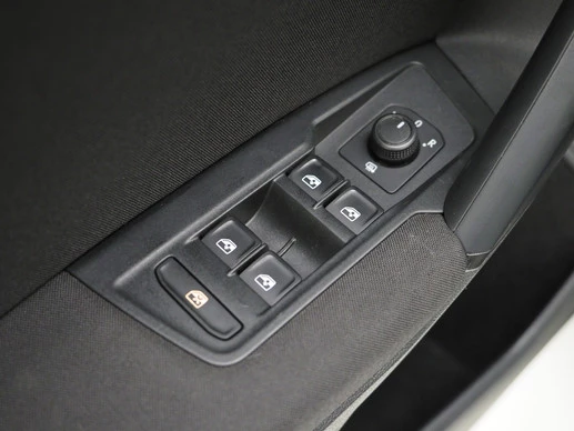 Volkswagen Tiguan - Afbeelding 17 van 30