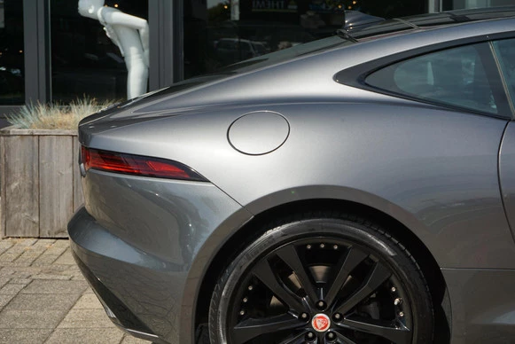 Jaguar F-Type - Afbeelding 19 van 30