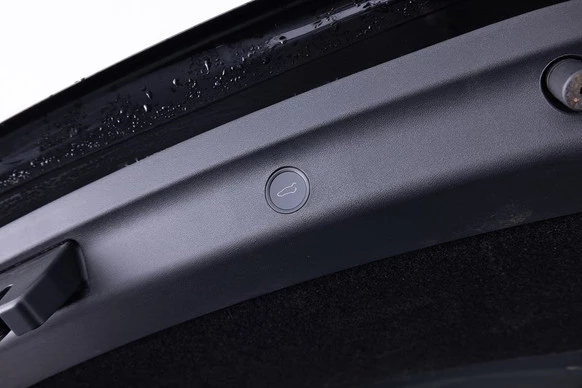 Tesla Model Y - Afbeelding 17 van 25