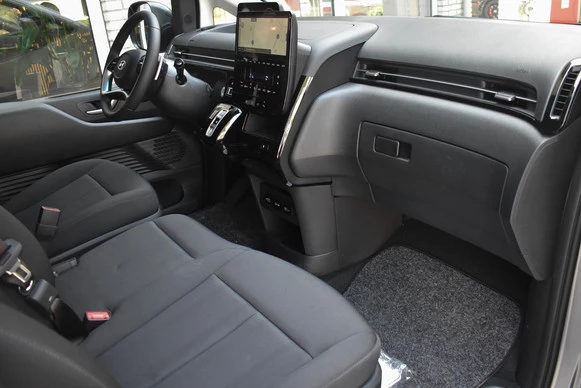 Hyundai Staria - Afbeelding 8 van 30