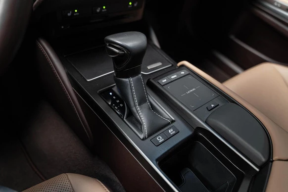 Lexus ES - Afbeelding 19 van 30