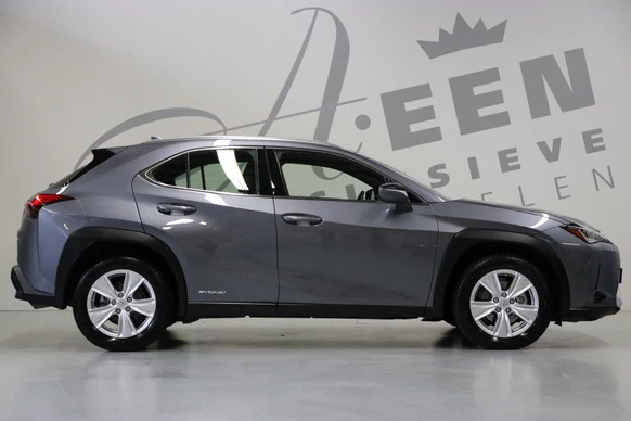 Lexus UX - Afbeelding 10 van 30