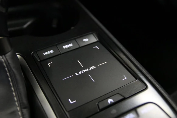 Lexus UX - Afbeelding 29 van 30