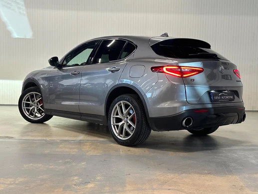 Alfa Romeo Stelvio - Afbeelding 2 van 25
