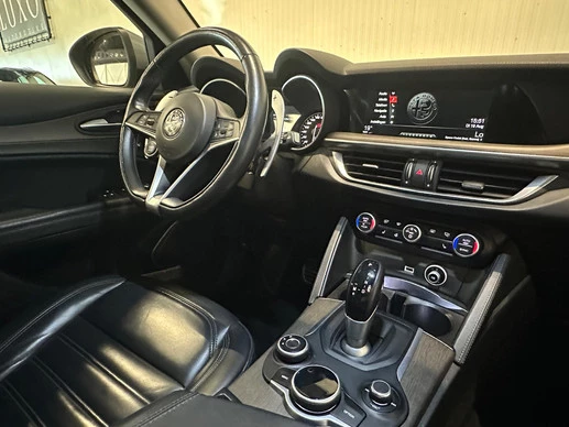 Alfa Romeo Stelvio - Afbeelding 17 van 25