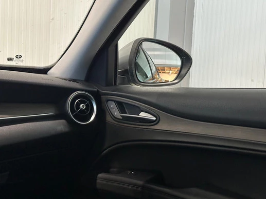 Alfa Romeo Stelvio - Afbeelding 19 van 25