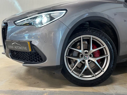 Alfa Romeo Stelvio - Afbeelding 20 van 25