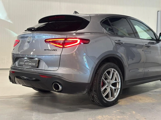 Alfa Romeo Stelvio - Afbeelding 22 van 25