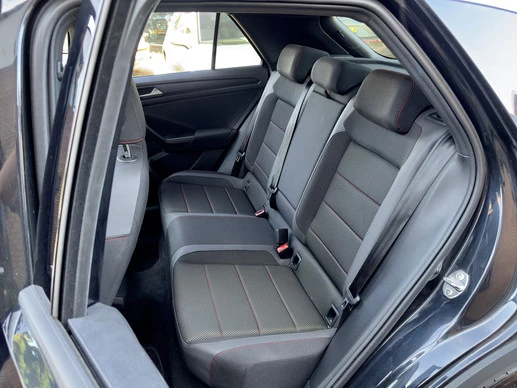 Volkswagen T-Roc - Afbeelding 19 van 30
