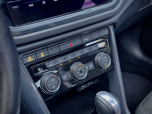 Volkswagen T-Roc - Afbeelding 21 van 30
