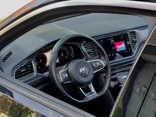 Volkswagen T-Roc - Afbeelding 28 van 30