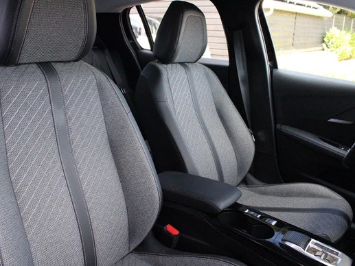 Peugeot 208 - Afbeelding 14 van 30